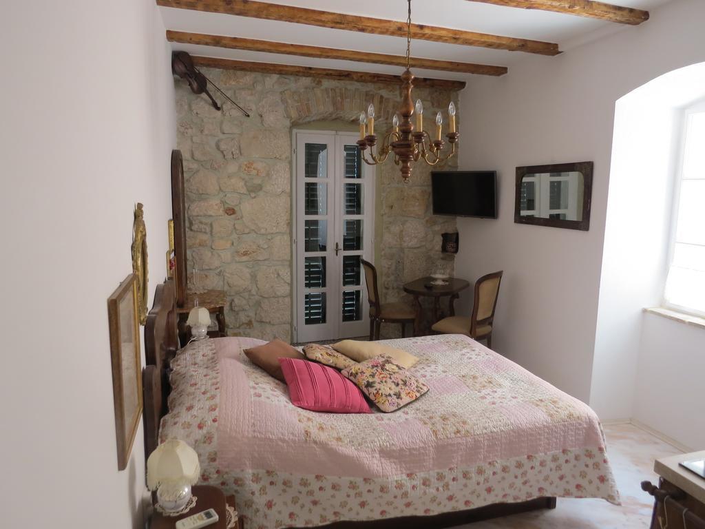 Apartments Authentic Baska 1 Экстерьер фото